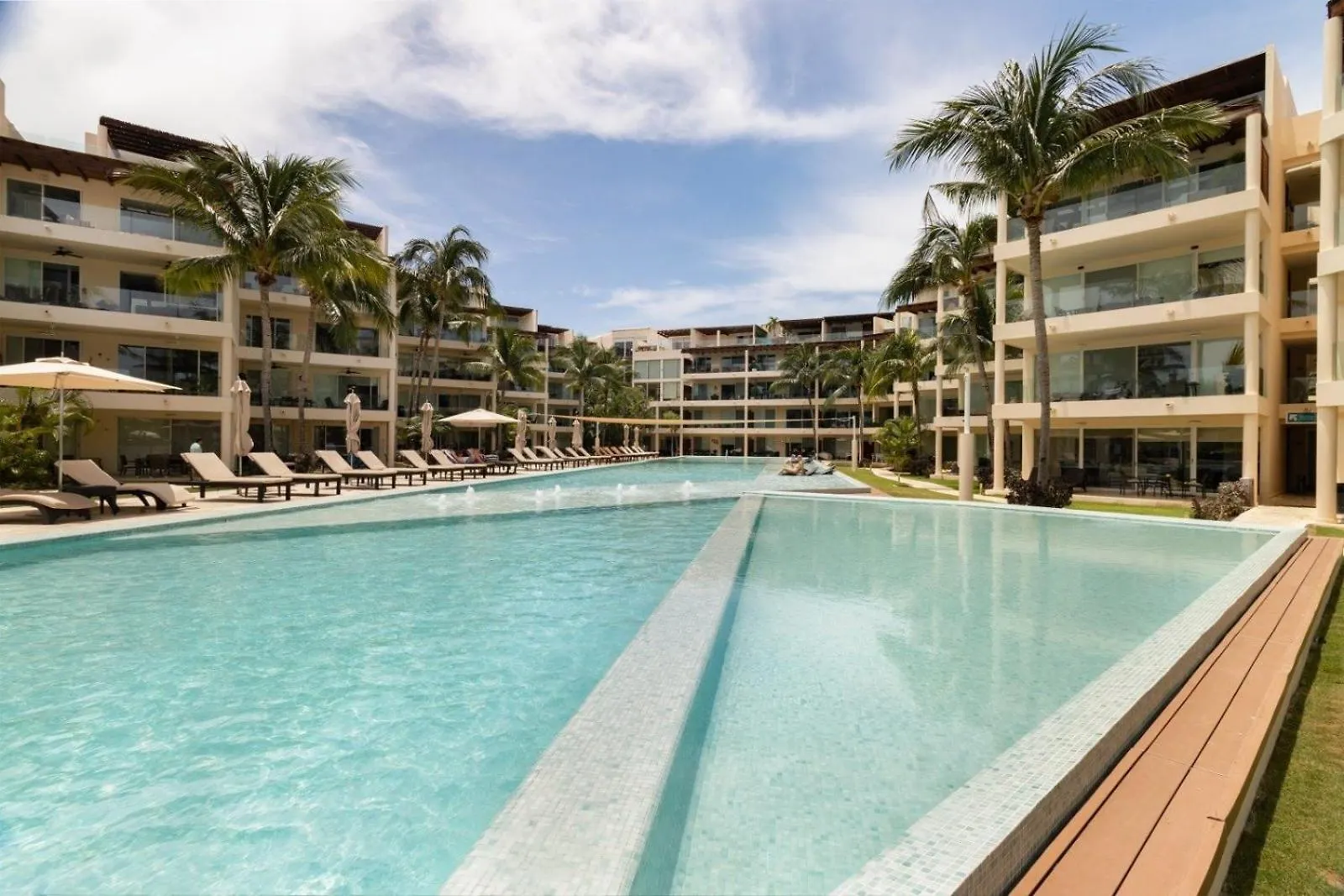 Elements 104 Condo Playa del Carmen