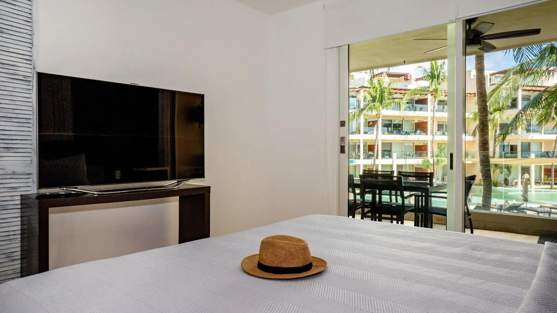 Elements 104 Condo Playa del Carmen 0*,